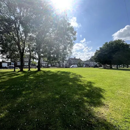 Сasa de vacaciones Big Family House